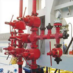 Derrick floor valve stack